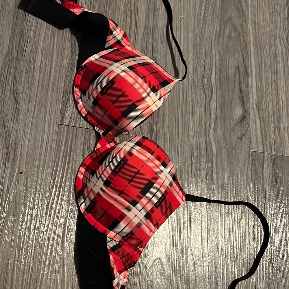 Victoria Secret PINK bra 34C NEVER WORN